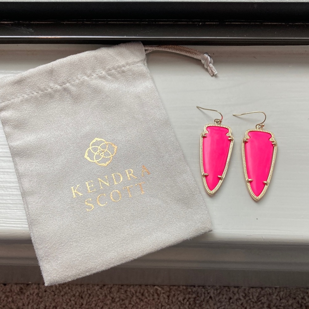 Kendra Scott Hot Pink Large Arrowhead Earrings